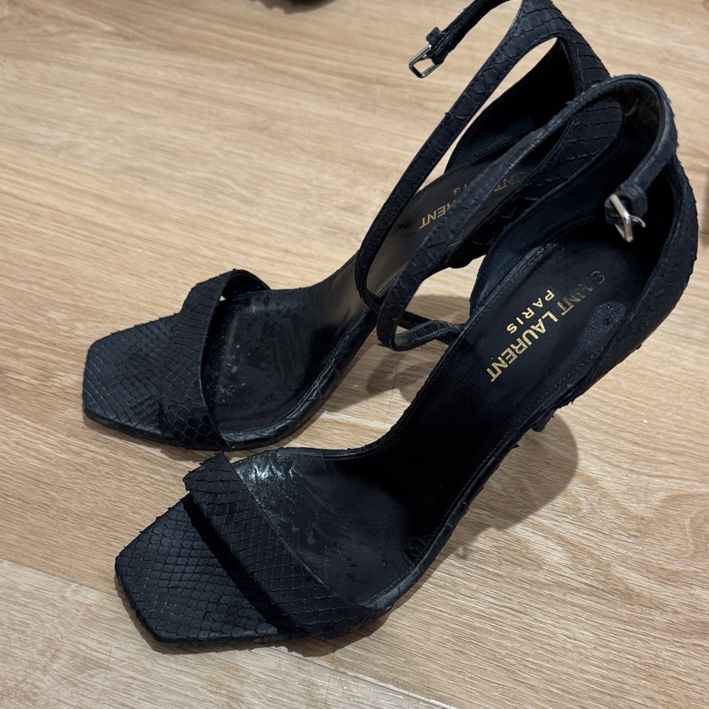 Saint Laurent Textured Black Heels